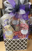 Load image into Gallery viewer, Gift Baskets, Popcorn Tins, Favors