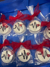 Load image into Gallery viewer, Gift Baskets, Popcorn Tins, Favors
